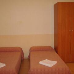 Отель Hostal Rembrandt Испания, Барселона - отзывы, цены и фото номеров - забронировать отель Hostal Rembrandt онлайн комната для гостей фото 3