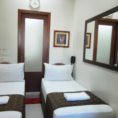 Hotel Elphinstone Annexe in Mumbai, India from 57$, photos, reviews - zenhotels.com guestroom photo 2
