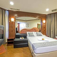 Hotel 81 Orchid спа