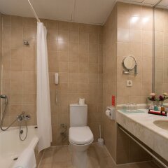Miramare Beach Hotel Турция, Сиде - 1 отзыв об отеле, цены и фото номеров - забронировать отель Miramare Beach Hotel онлайн ванная
