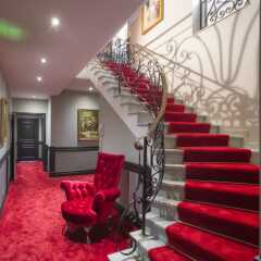 Hotel Chateau de la Tour интерьер отеля