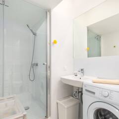 Отель Little Home - Aleje Jerozolimskie 85 Польша, Варшава - отзывы, цены и фото номеров - забронировать отель Little Home - Aleje Jerozolimskie 85 онлайн ванная