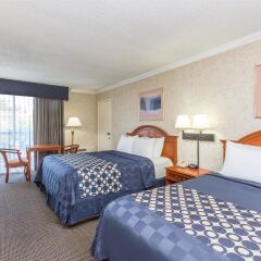 Отель Days Inn Airport Center LAX комната для гостей фото 4