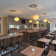 Отель Holiday Inn Express Hamburg St Pauli Messe гостиничный бар