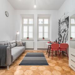 Отель Little Home - Aleje Jerozolimskie 85 Польша, Варшава - отзывы, цены и фото номеров - забронировать отель Little Home - Aleje Jerozolimskie 85 онлайн комната для гостей фото 2