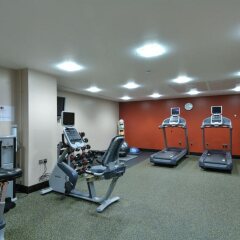 Отель DoubleTree by Hilton London – West End фитнесс-зал