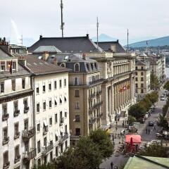 Отель Suisse Швейцария, Женева - 3 отзыва об отеле, цены и фото номеров - забронировать отель Suisse онлайн балкон