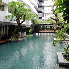 Отель Ramada by Wyndham Bali Sunset Road Kuta с домашними животными