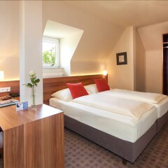 Hotel Astoria Зальцбург сейф в номере