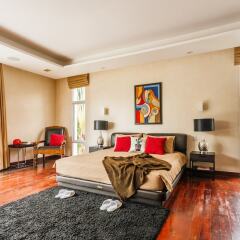 Отель Kyerra Villa by Lofty фото 12