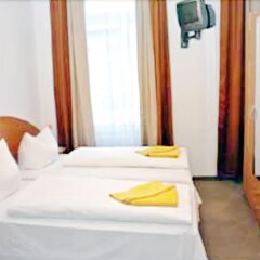 Hotel Adam комната для гостей
