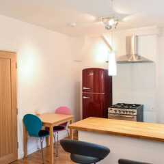 Отель Stylish 1 Bedroom Near London Bridge комната для гостей фото 2