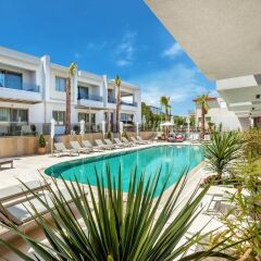 Отель Pefki Deluxe Residences Греция, Пефкохори - отзывы, цены и фото номеров - забронировать отель Pefki Deluxe Residences онлайн бассейн фото 3