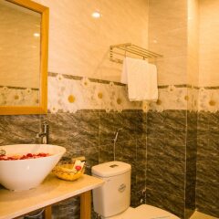 Отель New Sunshine Homestay ванная фото 2