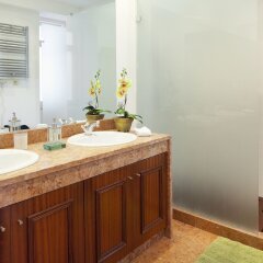 Отель Lisbon Rentals Real Португалия, Лиссабон - отзывы, цены и фото номеров - забронировать отель Lisbon Rentals Real онлайн ванная фото 2