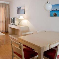 Отель Apartamentos Los Robles комната для гостей фото 5