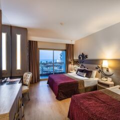 Отель Kirman Belazur Resort And Spa Богазкент комната для гостей фото 4
