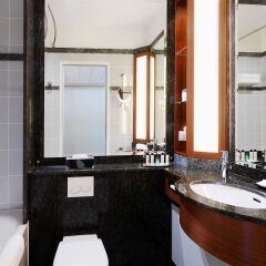 Warsaw Marriott Hotel Варшава ванная