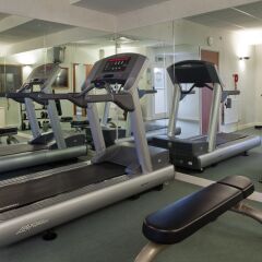 Отель Holiday Inn Northampton West M1 Junc 16 фитнесс-зал