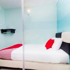 Отель OYO 220 Hotel Sri Maluri Малайзия, Куала-Лумпур - отзывы, цены и фото номеров - забронировать отель OYO 220 Hotel Sri Maluri онлайн комната для гостей фото 5