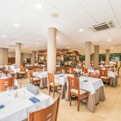 Отель Roc Lago Rojo - Adults recommended Испания, Торремолинос - 1 отзыв об отеле, цены и фото номеров - забронировать отель Roc Lago Rojo - Adults recommended онлайн питание фото 3