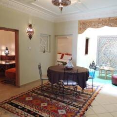 Отель AppartHotel Khris Palace Марокко, Уарзазат - отзывы, цены и фото номеров - забронировать отель AppartHotel Khris Palace онлайн комната для гостей фото 5