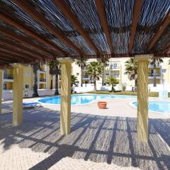 Апартаменты Praia da Lota Resort - Apartments парковка