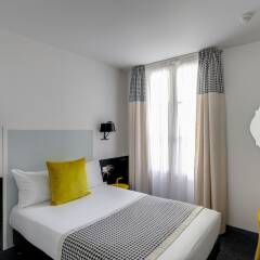 Отель Hôtel George - Astotel сейф в номере