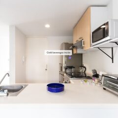 Апартаменты Bright 2BR Condesa Apartment With Balcony Мехико в номере фото 2