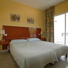Отель Sol Lunamar Apartamentos - Adults Only комната для гостей фото 5