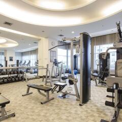 The Narathiwas Hotel & Residence Sathorn Bangkok фитнесс-зал фото 4