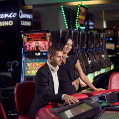 Queenco Hotel & Casino развлечения