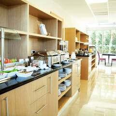Отель Holiday Inn Express Istanbul Altunizade питание