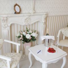 Гостиница Royal Suite near Lake балкон