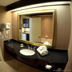 Отель Best Western Plus Victoria Park Suites Канада, Оттава - отзывы, цены и фото номеров - забронировать отель Best Western Plus Victoria Park Suites онлайн ванная