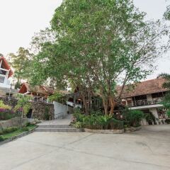 Отель Krabi Villa Phu Khao Private Resort парковка