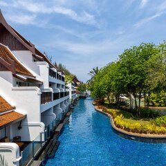 Отель JW Marriott Khao Lak Resort and Spa бассейн фото 2