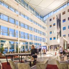 Radisson Blu Hotel London Stansted Airport фитнесс-зал фото 4
