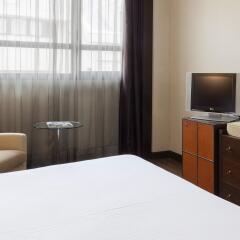 AC Hotel Ciudad de Sevilla by Marriott удобства в номере