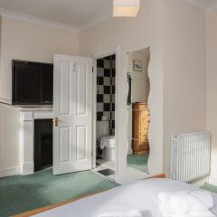 Отель Spacious 4 Bedroom House in South Lambeth детские мероприятия