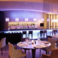 Отель Sofitel Brussels Europe Бельгия, Брюссель - 1 отзыв об отеле, цены и фото номеров - забронировать отель Sofitel Brussels Europe онлайн гостиничный бар