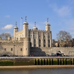 Отель Holiday Inn London - Kensington городской автобус