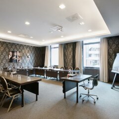 Отель Theaterhotel De Oranjerie интерьер отеля