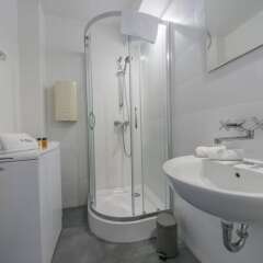 Отель BillBerry Apartments - Merchant House Польша, Гданьск - отзывы, цены и фото номеров - забронировать отель BillBerry Apartments - Merchant House онлайн ванная фото 2