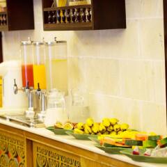 Vinh Hung Library Hotel Хойан питание