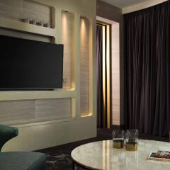 Отель Hilton Amsterdam Airport Schiphol Нидерланды, Схипхол - 1 отзыв об отеле, цены и фото номеров - забронировать отель Hilton Amsterdam Airport Schiphol онлайн комната для гостей фото 4