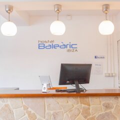 Отель Hostal Baleàric интерьер отеля фото 2