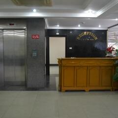 Hoa Cuong Hotel интерьер отеля