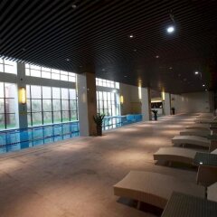 Jiyuan International Hotel бассейн