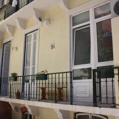 Отель Chez Nous Guest House балкон